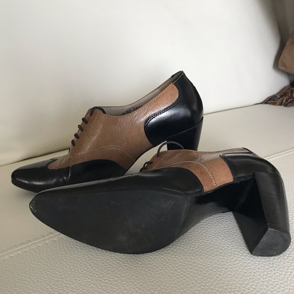 Robert Clergeri Oxford Heels 6 - Picture 6 of 6